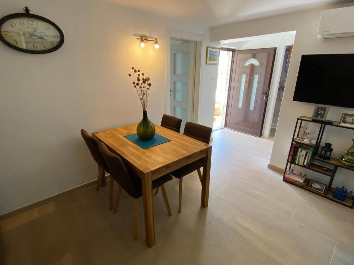 Baric Draga Apartment Luaran gambar